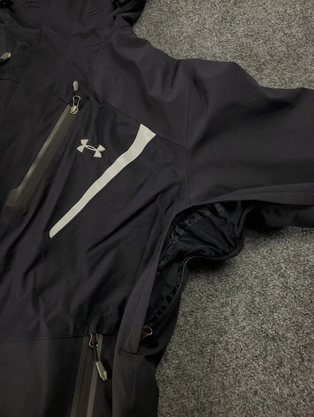 Under Armour Storm Ski Jacket XL Black Hooded Waterproof Reflective Insulated
